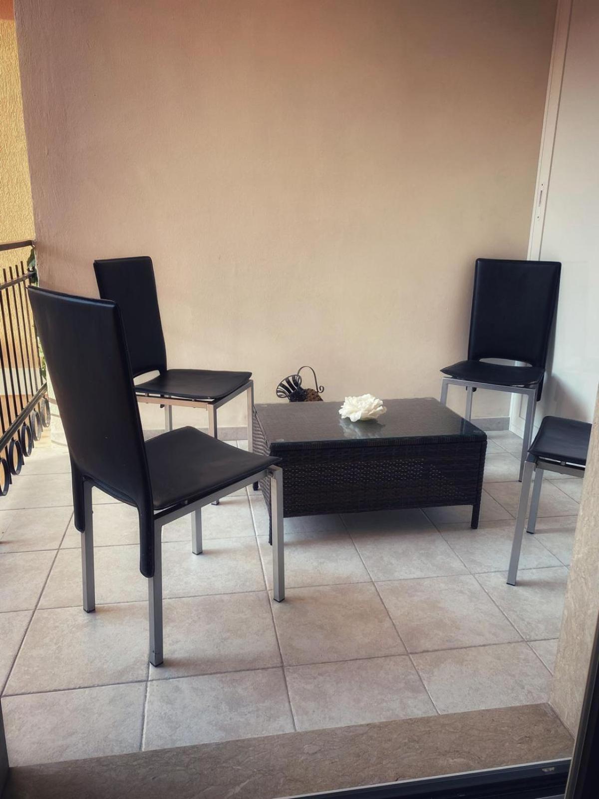 Sole House Apartment Бишелие Екстериор снимка