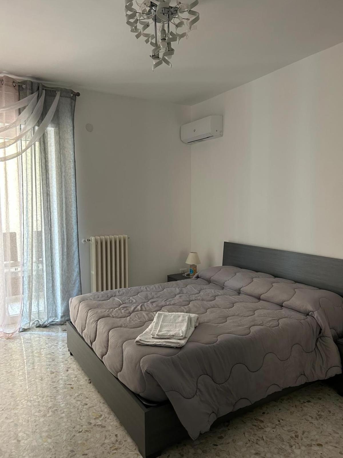 Sole House Apartment Бишелие Екстериор снимка